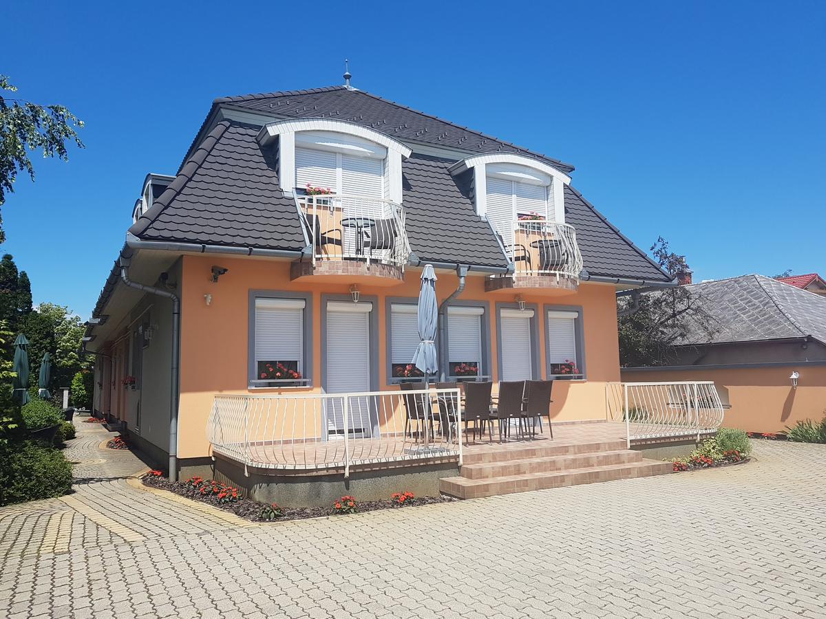 Richie Ii. Apartman Apartment Siofok Exterior photo